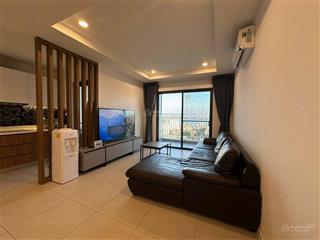 Chính chủ gửi bán căn hộ the gloria nguyên hồng 82m2 3 ngủ 2wc căn góc siêu vip, xem nhà 24/7