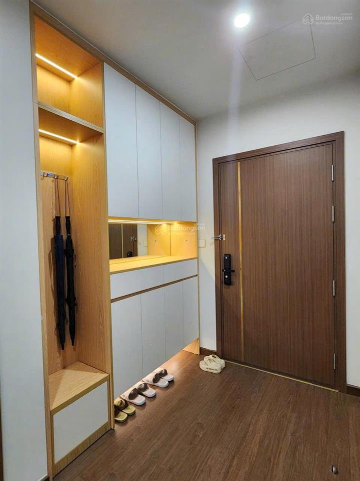 Chủ nhà gửi bán căn hộ c14 bộ công an 70m2, 2 ngủ 2 wc full đồ bao phí sang tên xem nhà 24/7