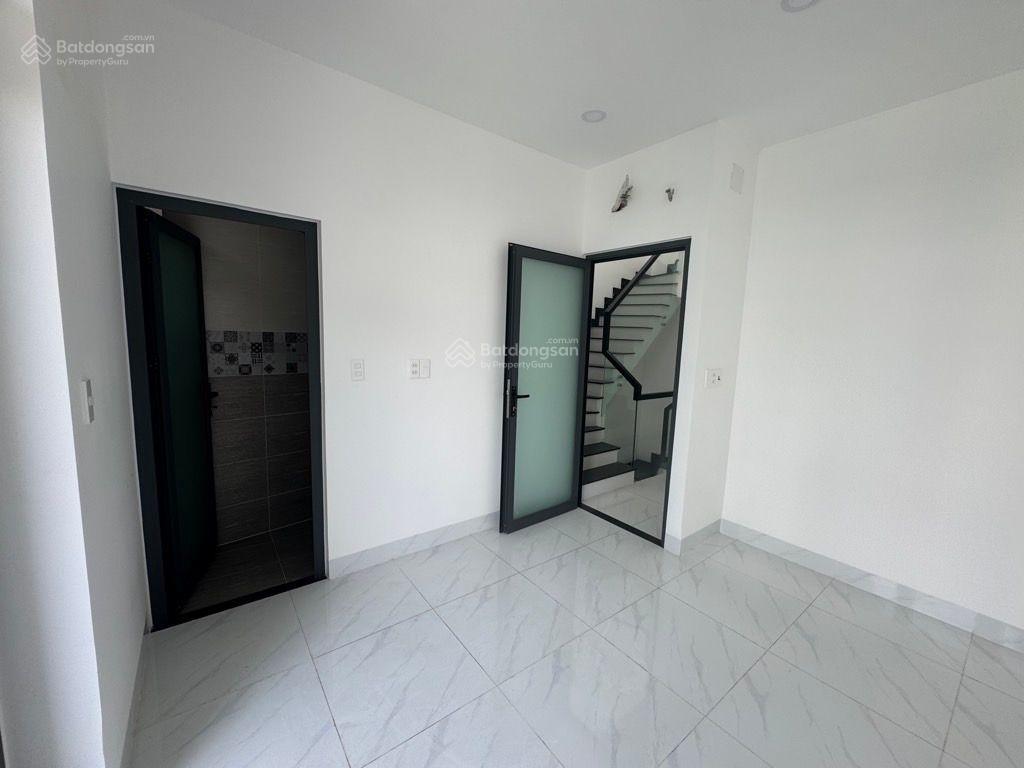 Bán nhà riêng 4pn + 4wc, đường 6, long bình, quận 9, tp.hcm, giá 5,6 tỷ