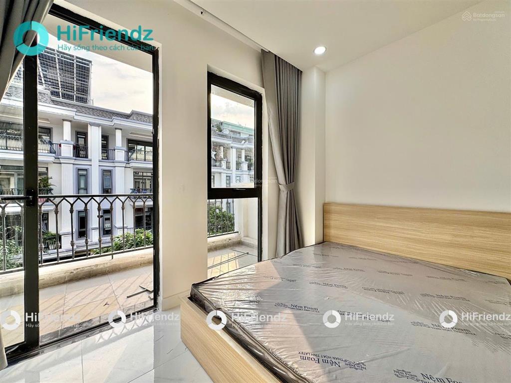 Căn hộ tách bếp  ban công rộng thoáng mới toanh gần gigamall, cầu bình lợi, đại học luật