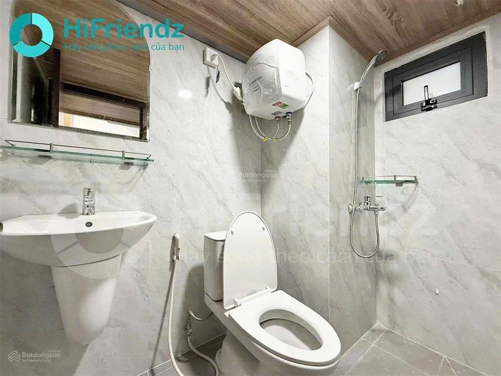 Duplex full nội thất  cửa sổ thoáng  view landmark sát q1, q2, ngay ngã tư hàng xanh