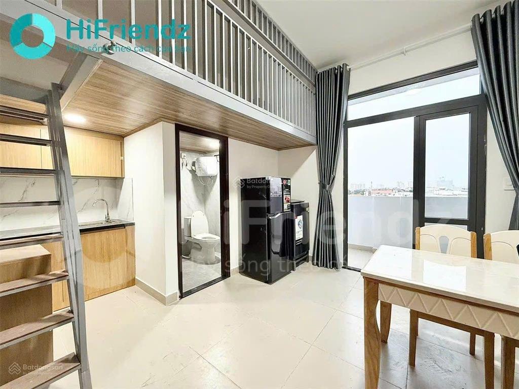 Duplex full nội thất  cửa sổ thoáng  view landmark sát q1, q2, ngay ngã tư hàng xanh