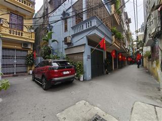 Hoàng văn thái  phân lô quân đội  ngõ thông ô tô  45m2, mặt tiền 4m  cạnh chợ