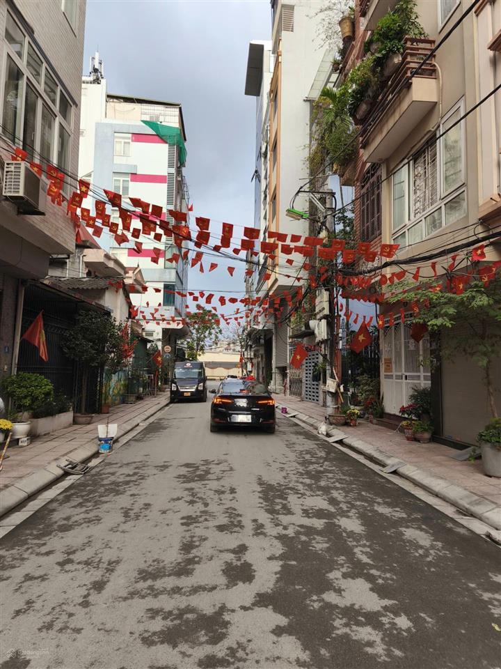 Khương đình  phân lô ô tô tránh  40m2, 7 tầng thang máy  đếm 10 bước chân ra mặt phố