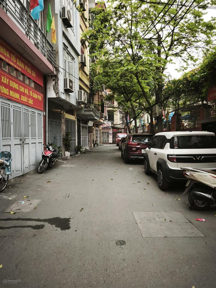 Vương thừa vũ  phân lô 50m2, mặt tiền 4.5m  ô tô đỗ cửa  đất quân đội  gần đường vành đai 2.5