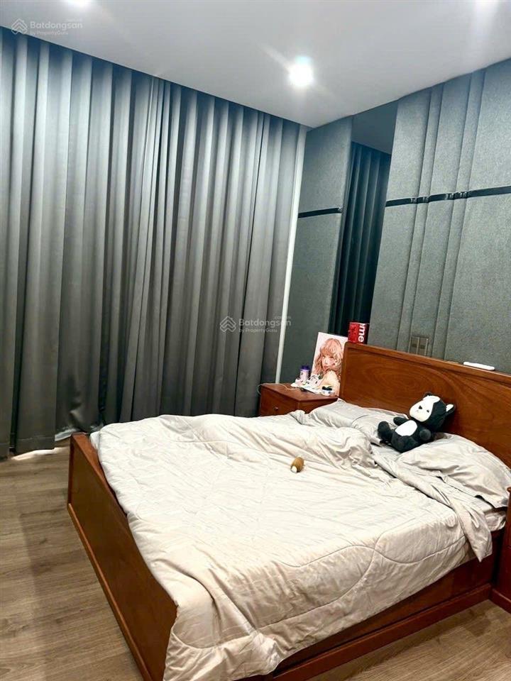 Nhà bán mt đường ca văn thỉnh, bàu cát, tân bình, dt 5,1x26m, trệt, 3 lầu, st, 5 phòng ngủ, 23,x tỷ
