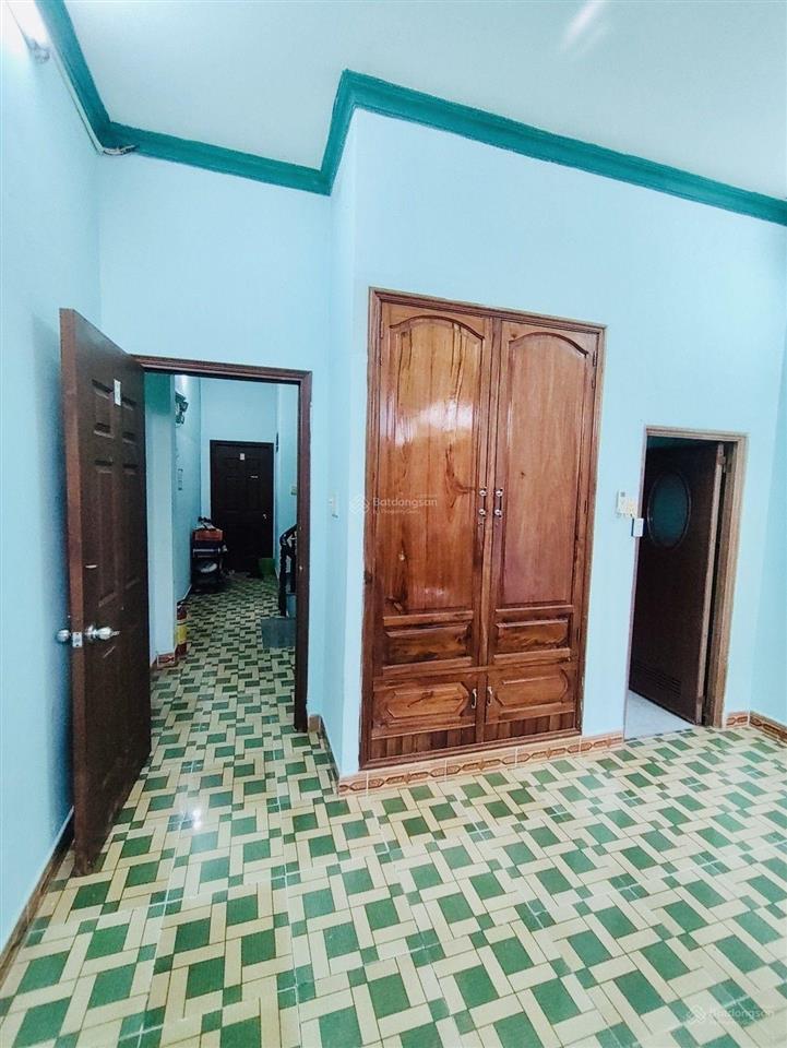 Nhà bán hxh cộng hòa, p4, tân bình, dt 4x18m, 4 lầu, 7 phòng, giá chỉ 13,9 tỷ