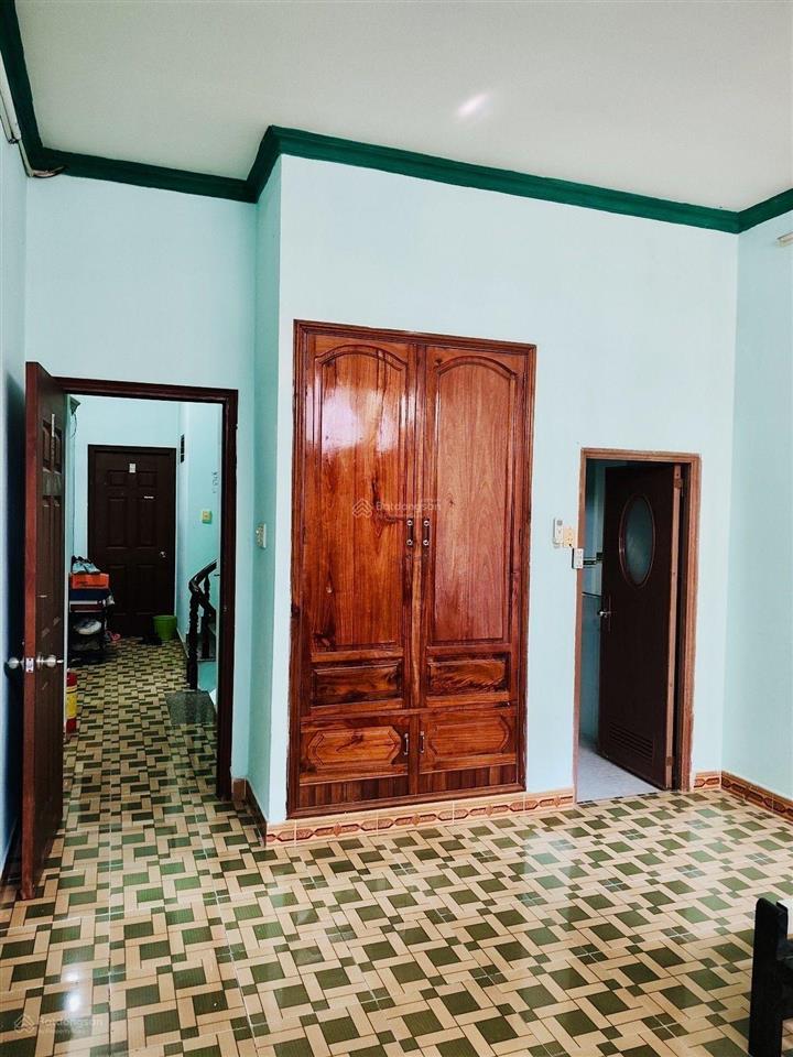 Nhà bán hxh cộng hòa, p4, tân bình, dt 4x18m, 4 lầu, 7 phòng, giá chỉ 13,9 tỷ