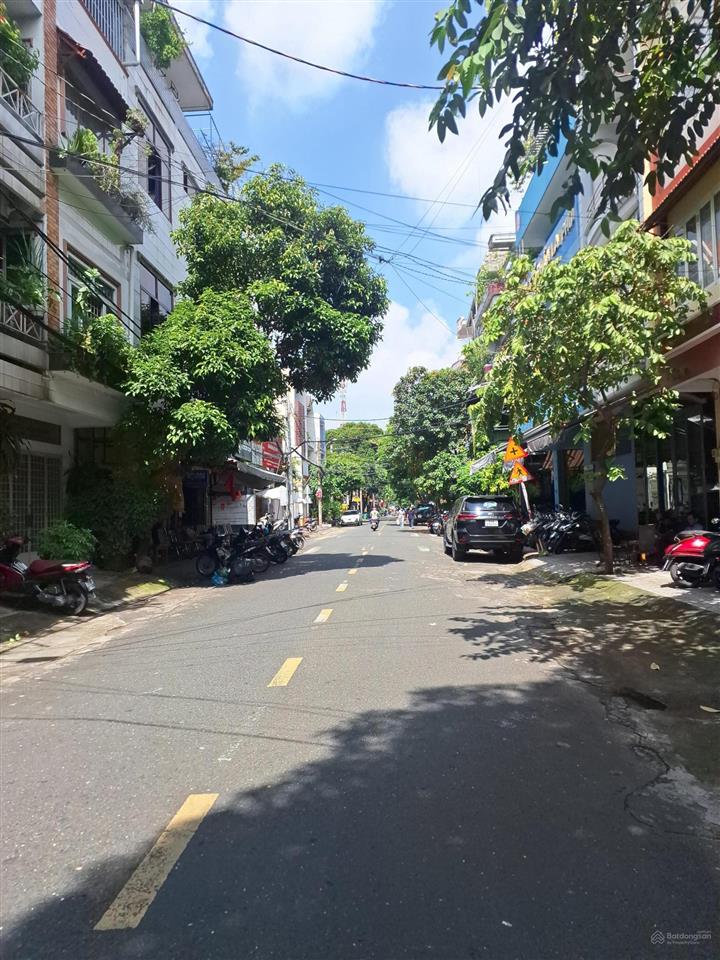 Nhà bán mặt tiền đường bàu cát 3, tân bình, dt 4x18m, trệt, 2 lầu, st, 5 phòng ngủ, giá 13,8 tỷ tl