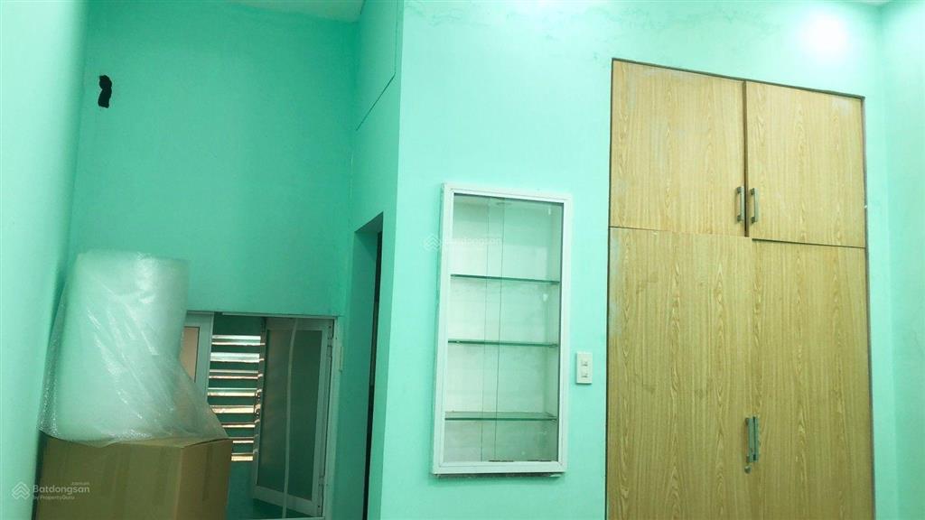 Nhà bán mặt tiền nguyễn thái bình, p4, tân bình, dt 4x18m, trệt, 2 lầu, 6 phòng, giá chỉ 18,5 tỷ.