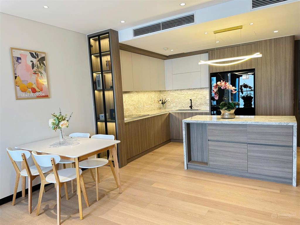 Chính chủ em bán căn 3 ngủ tại toà fafilm