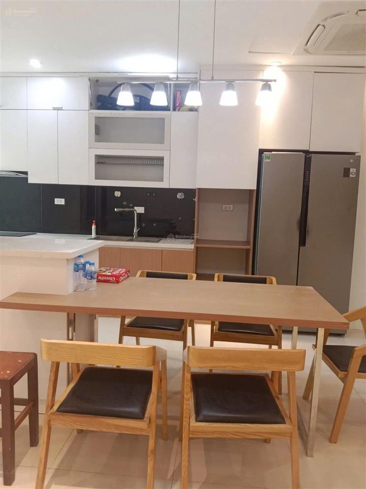 Cho thuê vào ở luôn toà sapphire place  số 4 chính kinh  16tr/tháng