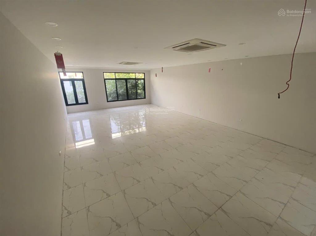 Cho thuê lk vin hàm nghi, 100m2, 5 tầng, mt 6m, thông sàn, thang máy, 50tr