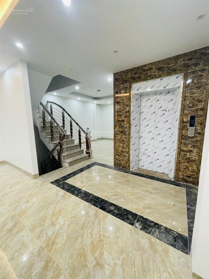 Cho thuê nhà thành thái, 90m2, 7 tầng , mt 6m, thang máy, 45tr