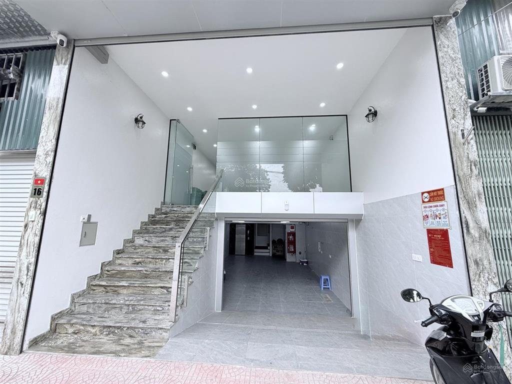 Cho thuê nhà đức thắng, 80m2, 8 tầng, mt 6m, thang máy, nhà đẹp, 40tr