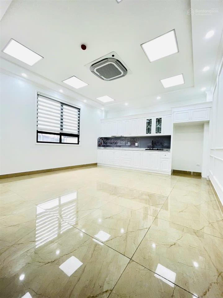 Cho thuê nhà nguyễn hoàng, 110m2, 7 tầng, thông sàn, thang máy, nhà đẹp, 85tr