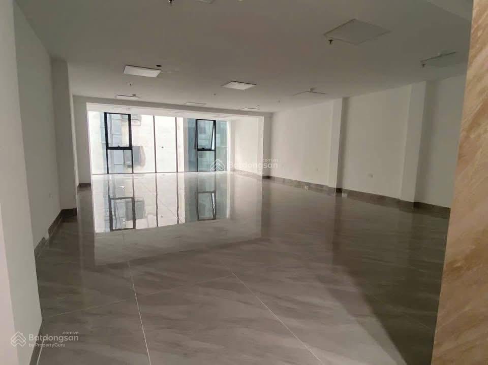 Cho thuê mp trần đăng ninh, 70m2, 7 tầng, mt 5m, thông sàn, thang máy, 70tr