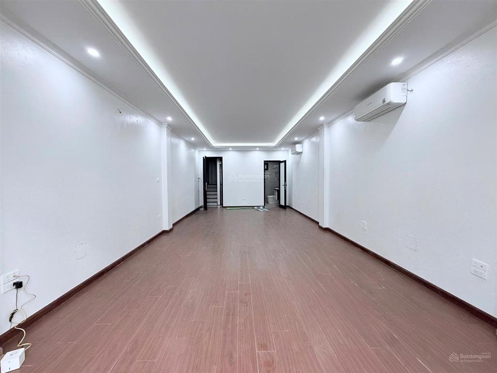 Cho thuê nhà phạm tuấn tài, 65m2, 7 tầng, mt 5m, thang máy, 45