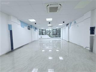 Tôi cho thuê nguyễn phong sắc, 95m2, 7 tầng, thông sàn, thang máy, 85tr