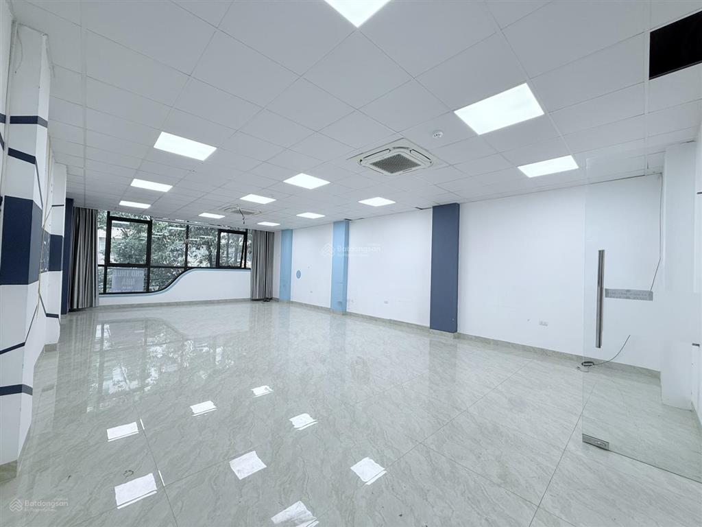 Tôi cho thuê nguyễn phong sắc, 95m2, 7 tầng, thông sàn, thang máy, 85tr