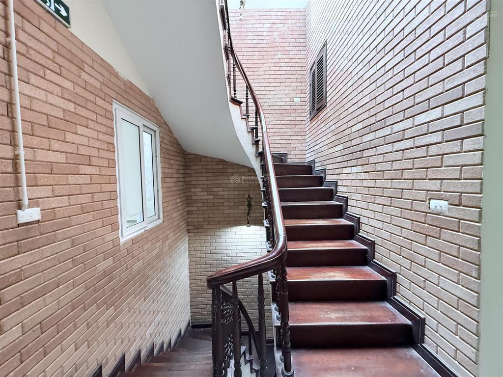 Cho thuê nhà phạm tuấn tài, 65m2, 5 tầng, mt 4.5m, vp, kd, đào tạo, 25tr