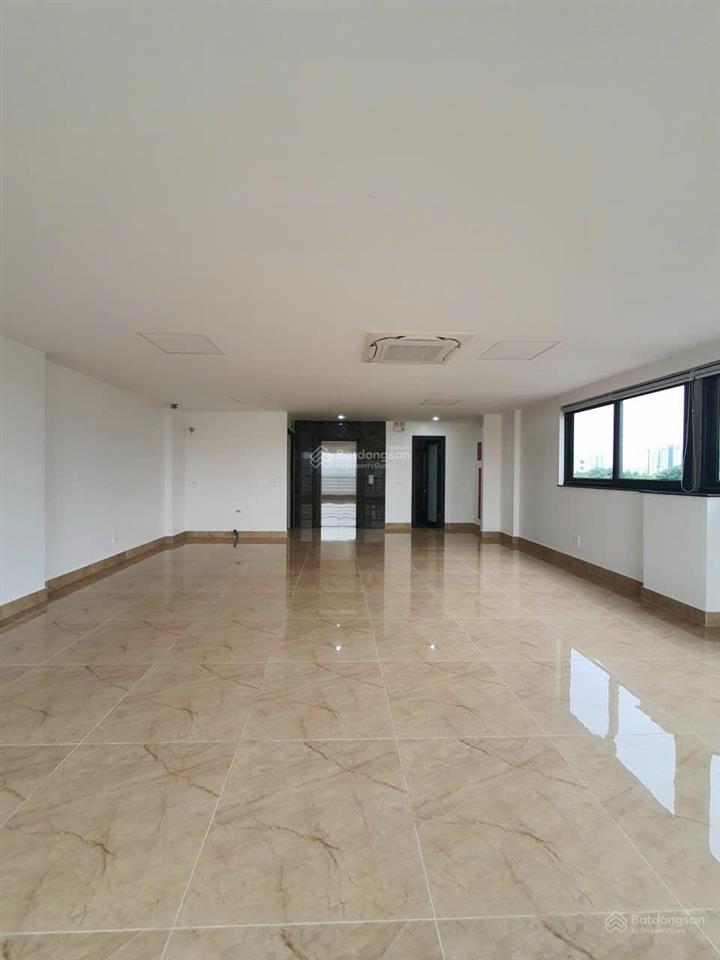 Cho thuê mp nguyễn chánh, 100m2, 8 tầng, mt 7m, thông sàn, thang máy, 120tr