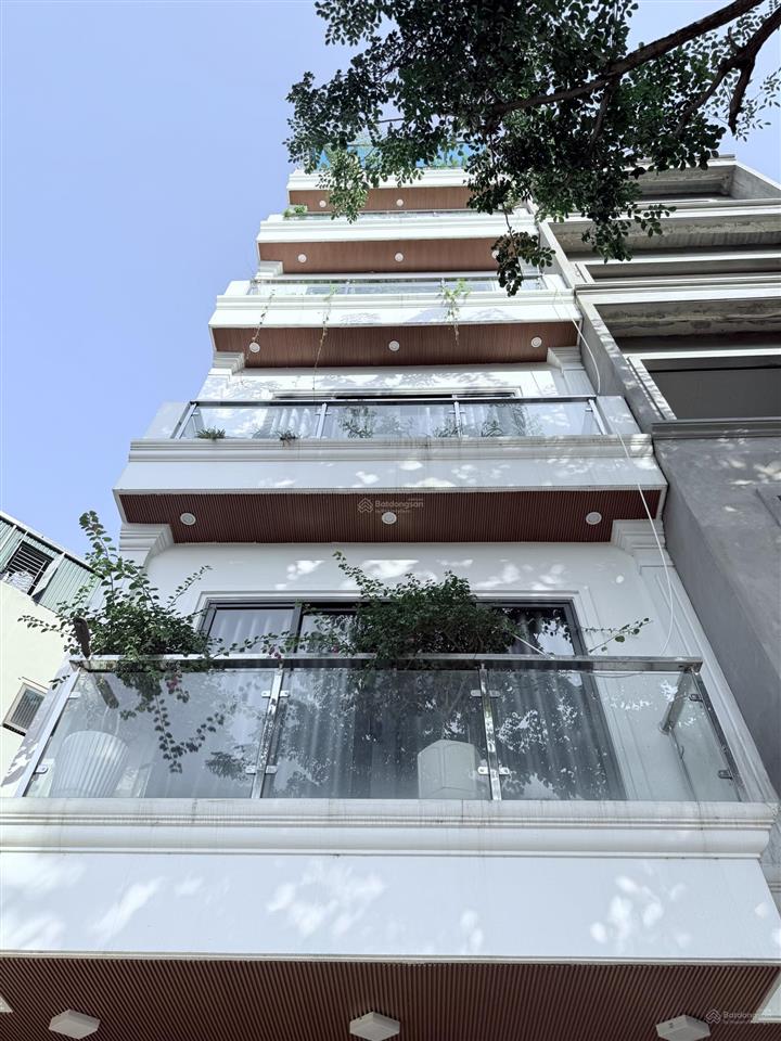 Cho thuê mặt phố võ chí công, 50m2, 6 tầng, thang máy, nhà mới, 35tr