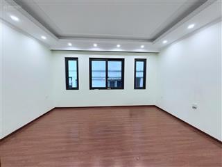 Cho thuê nhà doãn kế thiện, 55m2, 7 tầng, thang máy, nhà đẹp, 30tr