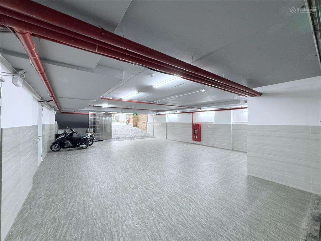 Cho thuê mp vũ tông phan, 210m2, 8 tầng, thông sàn, thang máy, pccc, 220tr