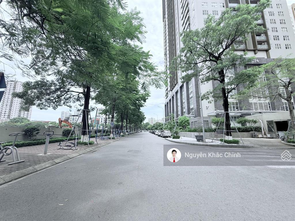 Cho thuê biệt thự nguyễn chánh, 150m2, 5 tầng, mt 10m, mới đẹp, 60tr
