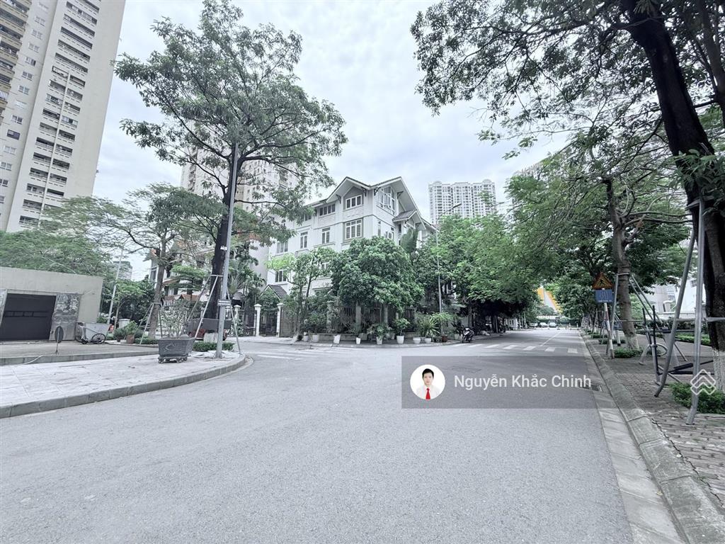 Cho thuê biệt thự nguyễn chánh, 150m2, 5 tầng, mt 10m, mới đẹp, 60tr