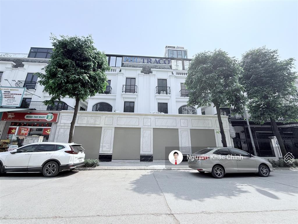 Cho thuê biệt thự trần duy hưng, 200m2, 5 tầng, mt 10m, 60tr