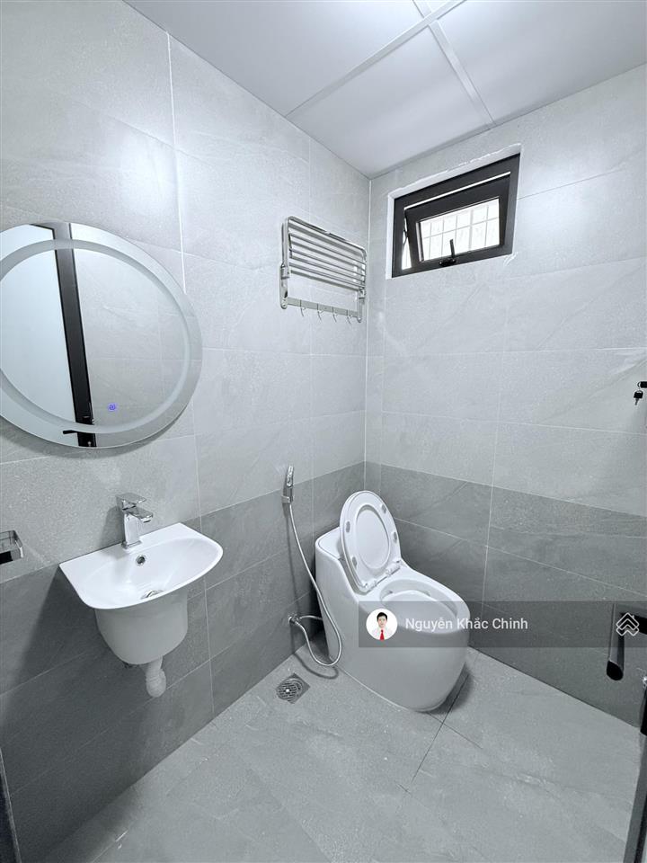 Cho thuê nhà cự lộc, nguyễn trãi, 150m2, 10 tầng, mt 7.5m, nhà mới, 230tr/th