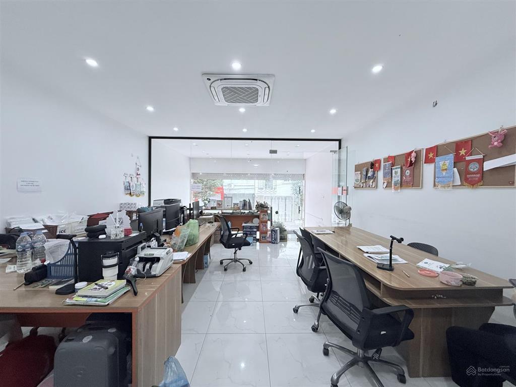Cho thuê nhà phú diễn, 100m2, 7 tầng, mt 6m, thông sàn, thang máy, 45tr