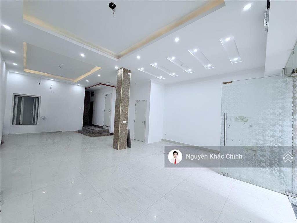 Cho thuê mp nguyễn khả trạc, 105m2 x 7 tầng, mt 6.8m, thang máy, pccc, 70 triệu/tháng