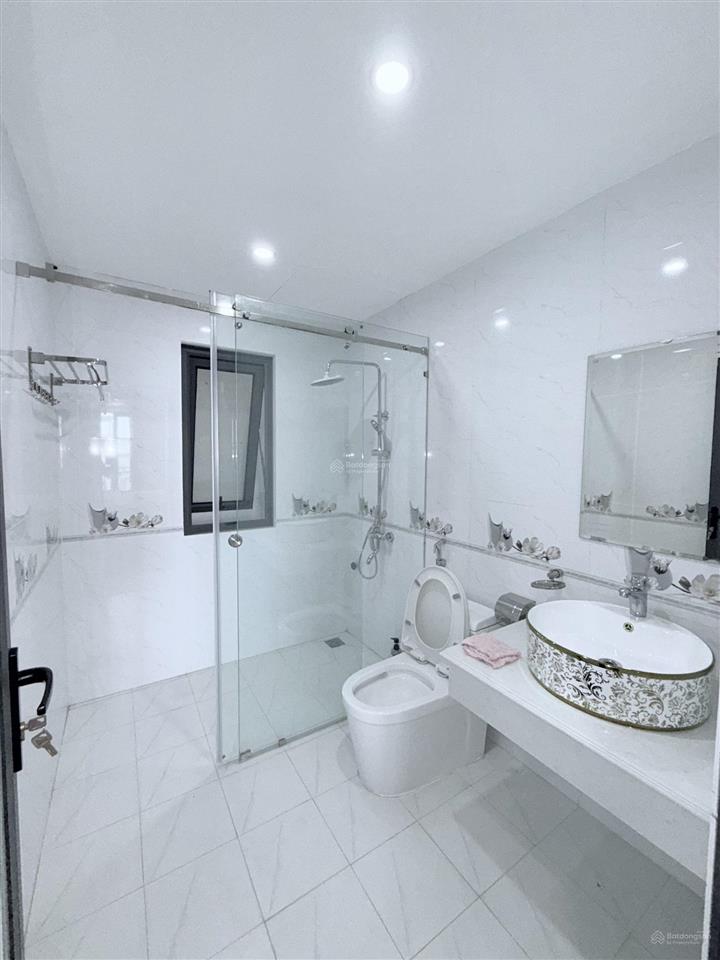 Cho thuê nhà riêng phố sài đồng, 40/44m2, 6 tầng, mt 4.5m, nhà mới, 13tr