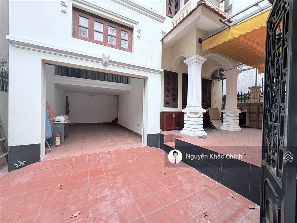 Cho thuê bt lạc long quân, 150m2, 4 tầng, mt 10m  vp, kd, ở  50tr/th