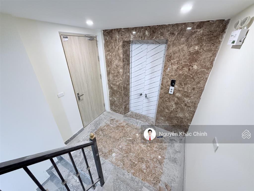 Cho thuê mp vũ tông phan, 220m2, 9 tầng, mt 8m, thông sàn, nhà mới, 195tr