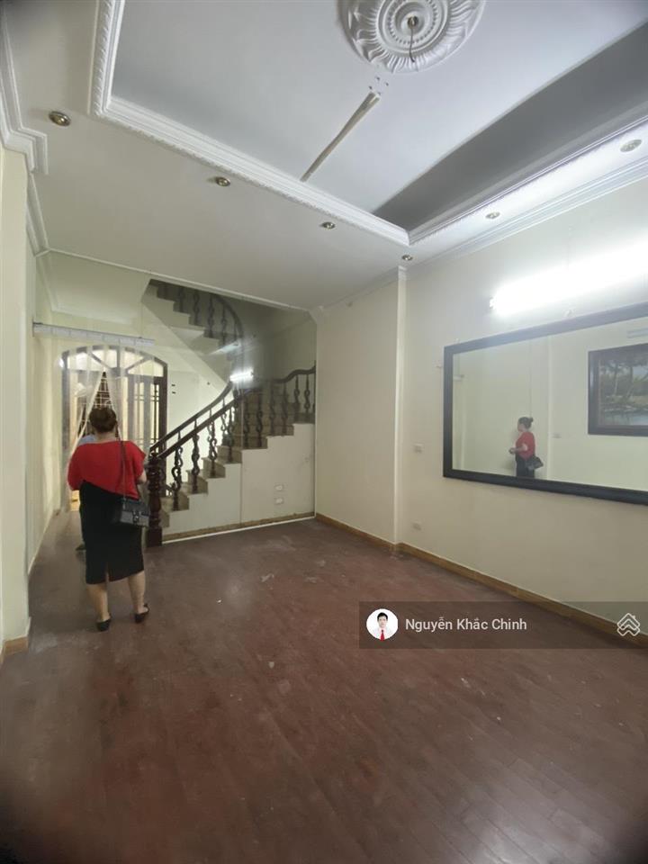 Cho thuê nhà trung kính, 50m2 x 5 tầng, vp, kd, ở, 22 triệu/tháng
