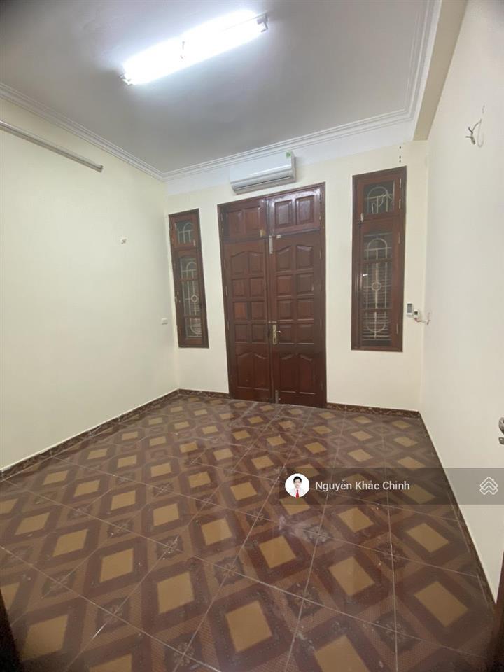 Cho thuê nhà trung kính, 50m2 x 5 tầng, vp, kd, ở, 22 triệu/tháng