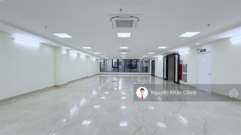 Cho thuê mp hoàng ngân, 220m2, 9 tầng, mt 12m, thông sàn, nhà mới, 2 thang máy