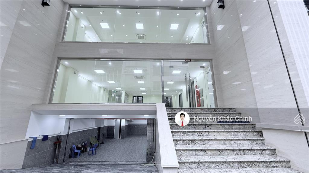 Cho thuê mp hoàng ngân, 220m2, 9 tầng, mt 12m, thông sàn, nhà mới, 2 thang máy