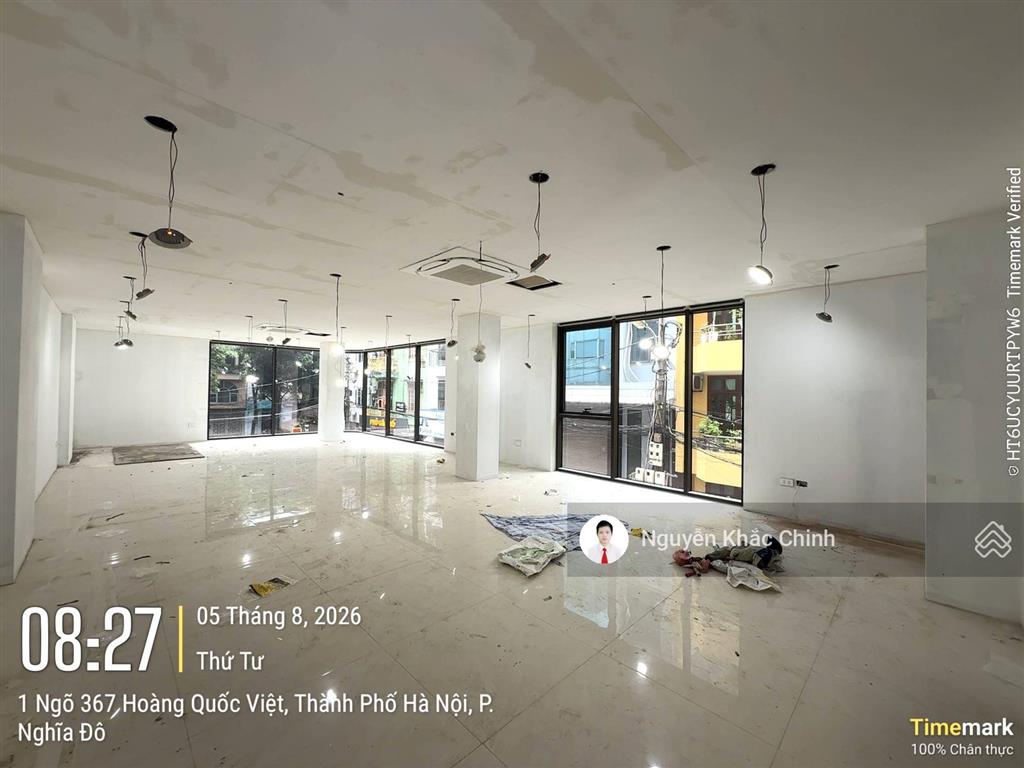 Cho thuê nhà hoàng quốc việt, 100m2, 10 tầng, lô góc, nhà mới, pccc, 100tr/th