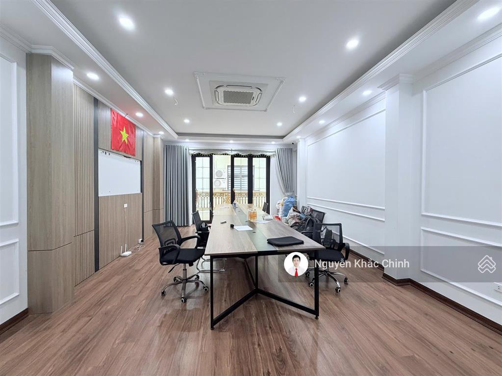 Cho thuê phạm tuấn tài, 55m2 x 6 tầng, thông sàn, thang máy, 35 triệu/tháng