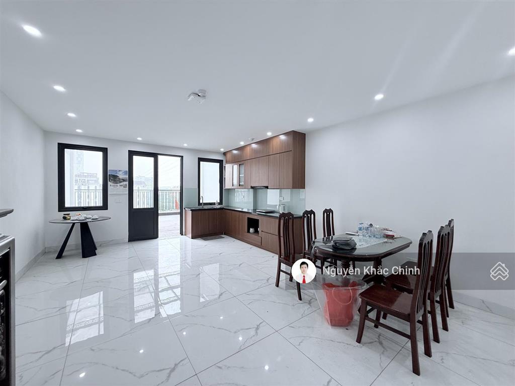 Cho thuê mp vạn phúc, 80m2, 7 tầng, mt 5m, thang máy, pccc, 65 triệu/tháng