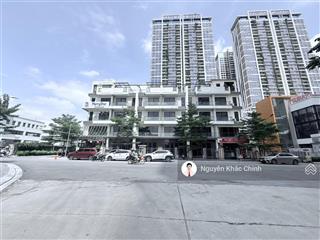 Cho thuê sh nguyễn văn huyên kéo dài, 220m2, 6 tầng, mt 11m, thông sàn