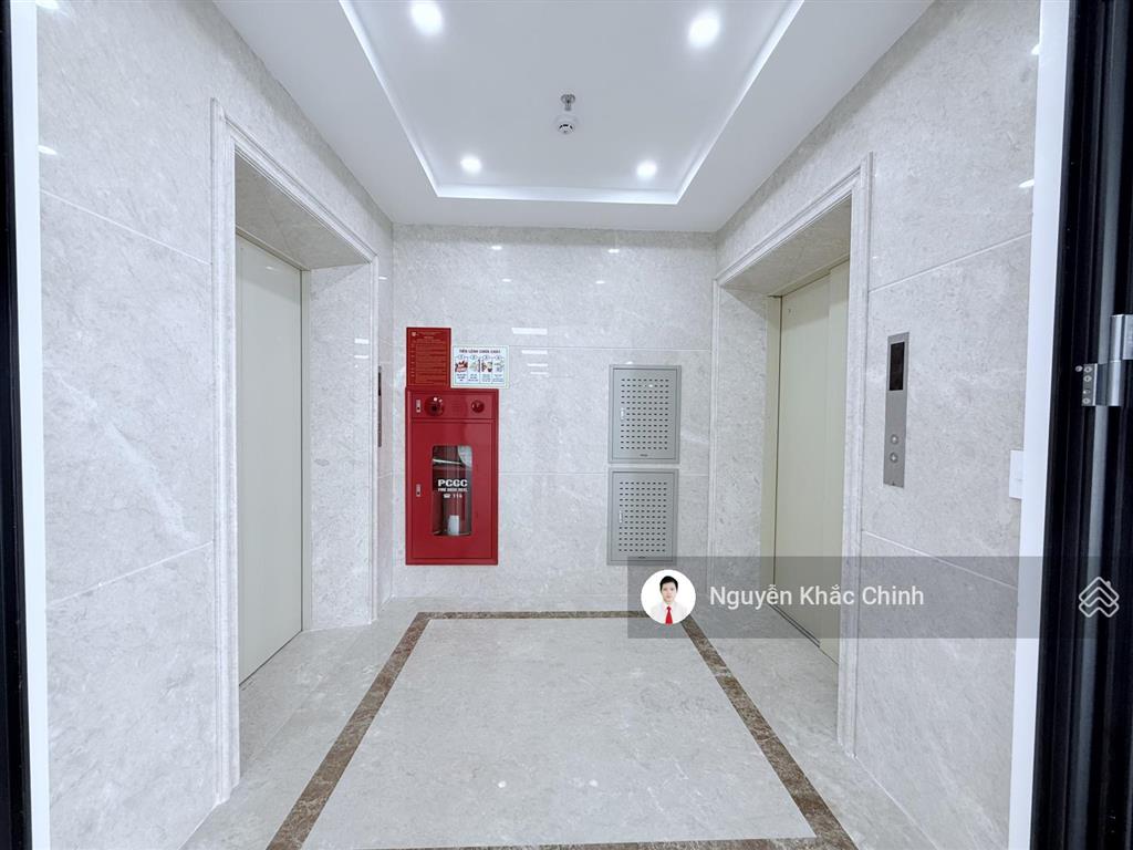 Cho thuê mp phường phú thượng, 360m2, 10 tầng, mt 14m, thông sàn, pccc, nhà mới