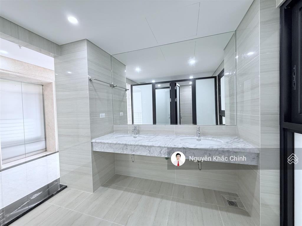 Cho thuê mp mỹ đình, 250m2, 10 tầng, thông sàn, pccc, nhà mới