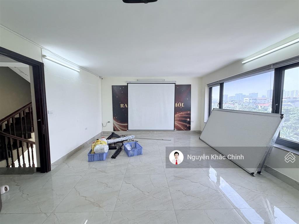 Cho thuê nhà phạm văn đồng, 100m2, 6 tầng, mt 6m, thang máy, 45tr