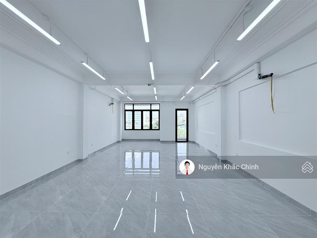 Cho thuê nhà nghĩa đô, 70m2 x 6 tầng, thông sàn, thang máy, pccc, 65 tr/th